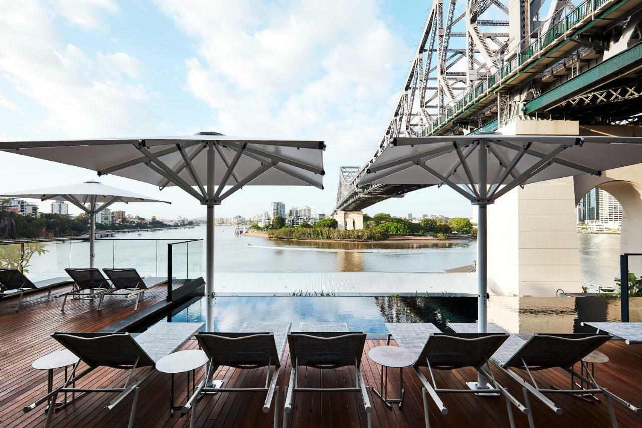 Crystalbrook Vincent Hotel Brisbane Exterior photo The pool at the Riverview Hotel